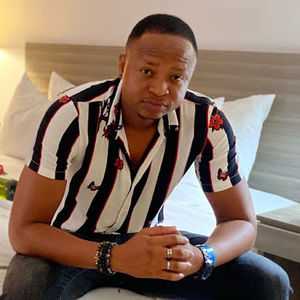 Meet your Posher, Yves junior